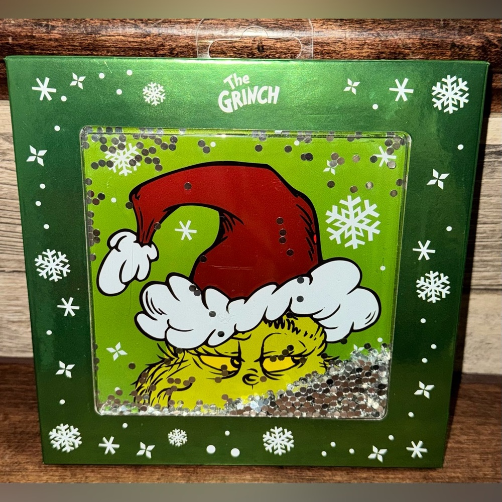 Cute 🥰 Dr. Seuss The Grinch eyeshadow palette Christmas Sequin Design w Mirror